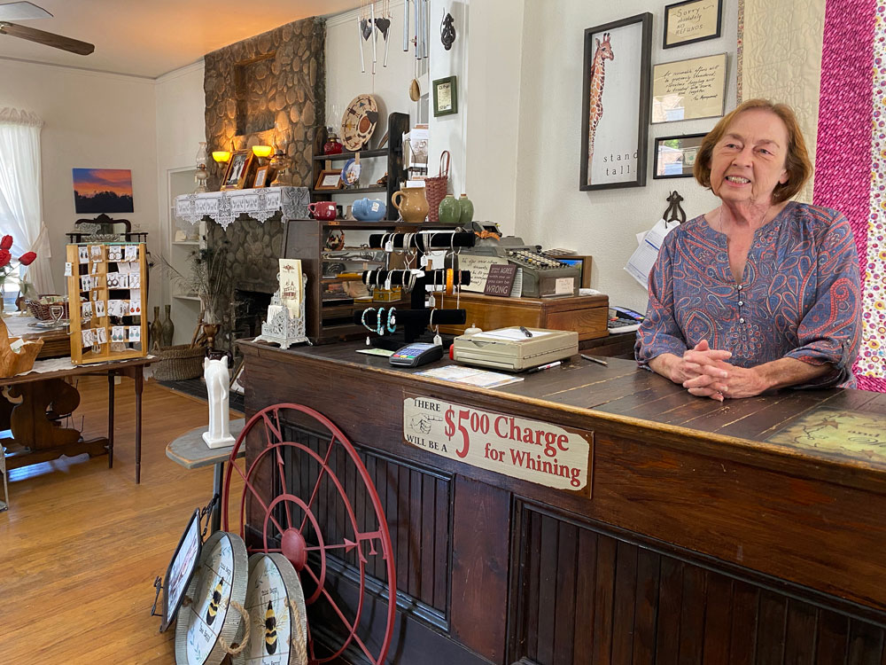 Diana-Clampitt Owner, Diana Clampitt
