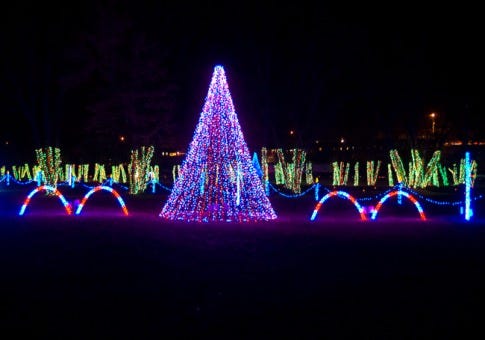 1203_shadrack-christmas-wonderland_485x340
