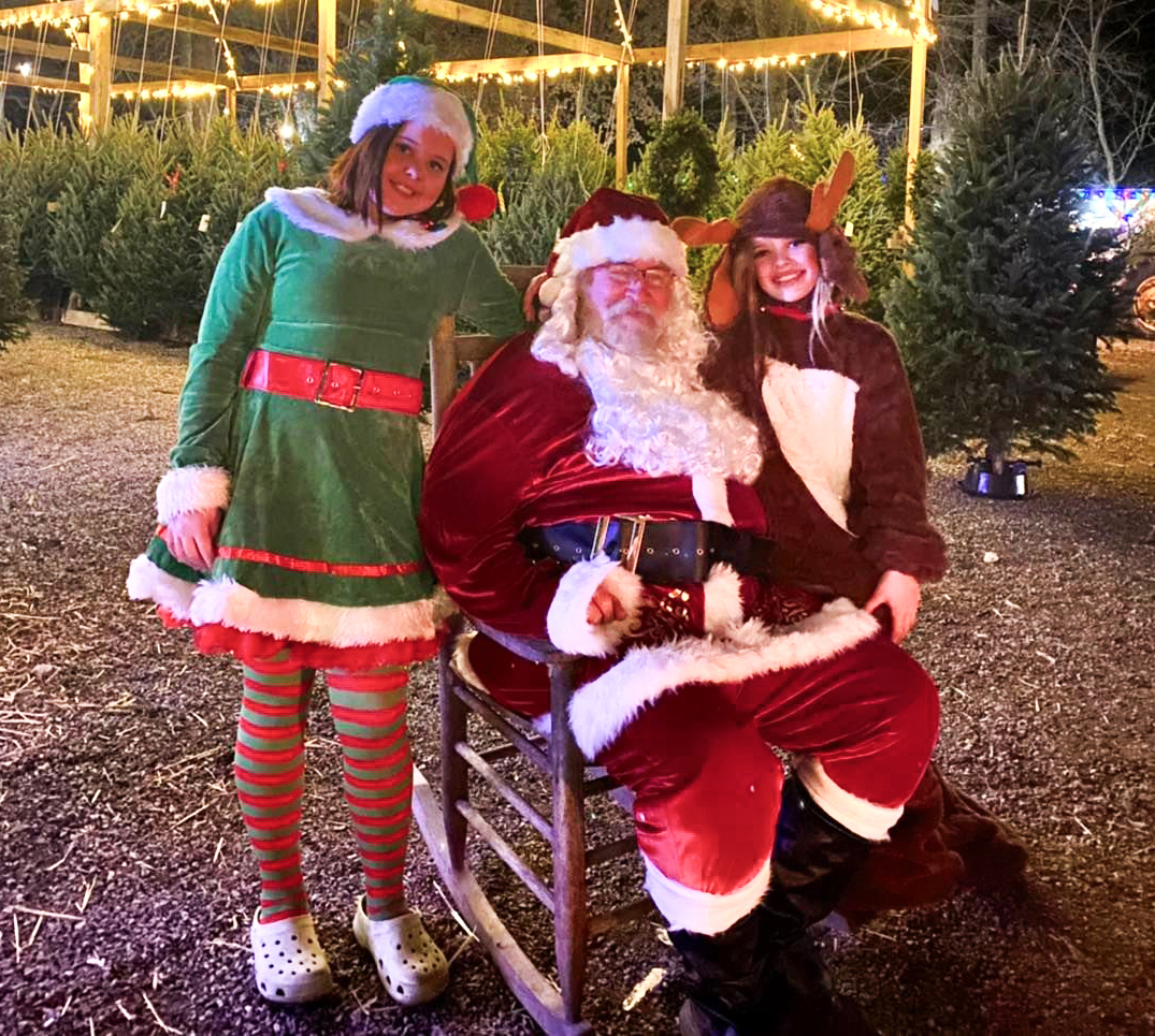 Santa-Jeff + helpers-crop
