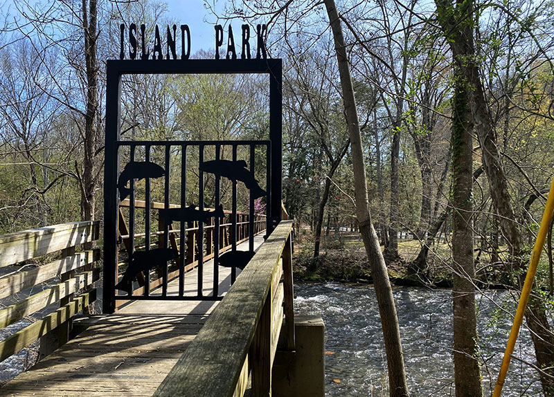 Island-pk-gate-800